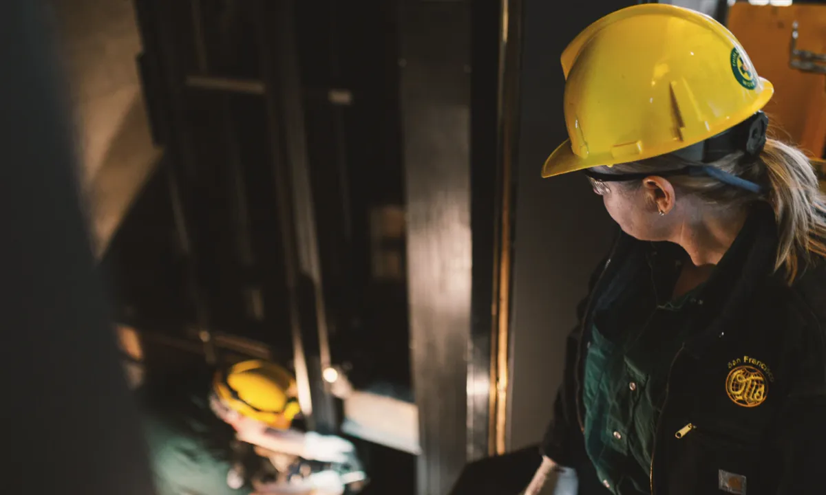 Συντήρηση Ασανσέρ Πολυκατοικίας: Τι Πρέπει να Γνωρίζετε