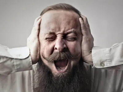 Θόρυβος & Ηχομόνωση Πολυκατοικίας: Νομοθεσία, Λύσεις & Δικαιώματα